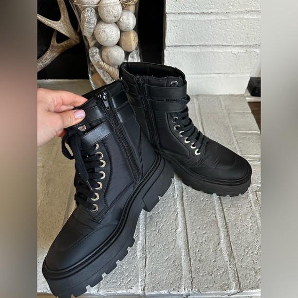 ZARA QUILTED NYLON LOW HEEL ANKLE BOOTS Size 7 - Picture 8 of 11